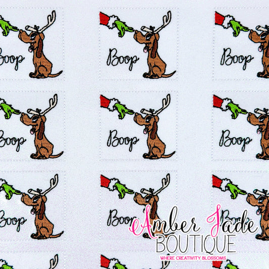 *EXCLUSIVE* Grinch & Max BOOP