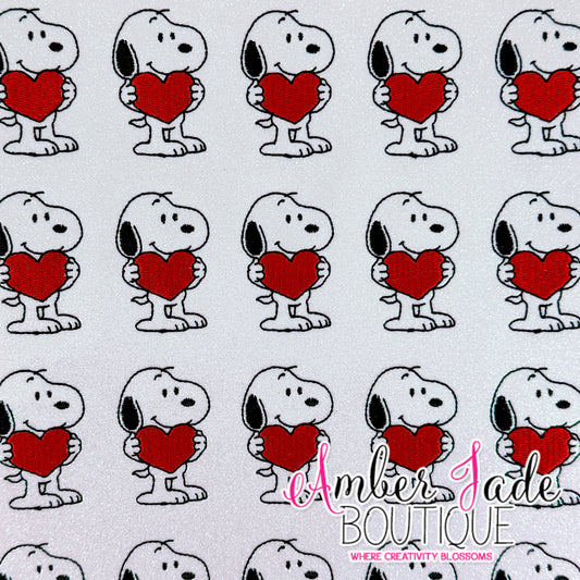 Snoopy Holding Big Heart