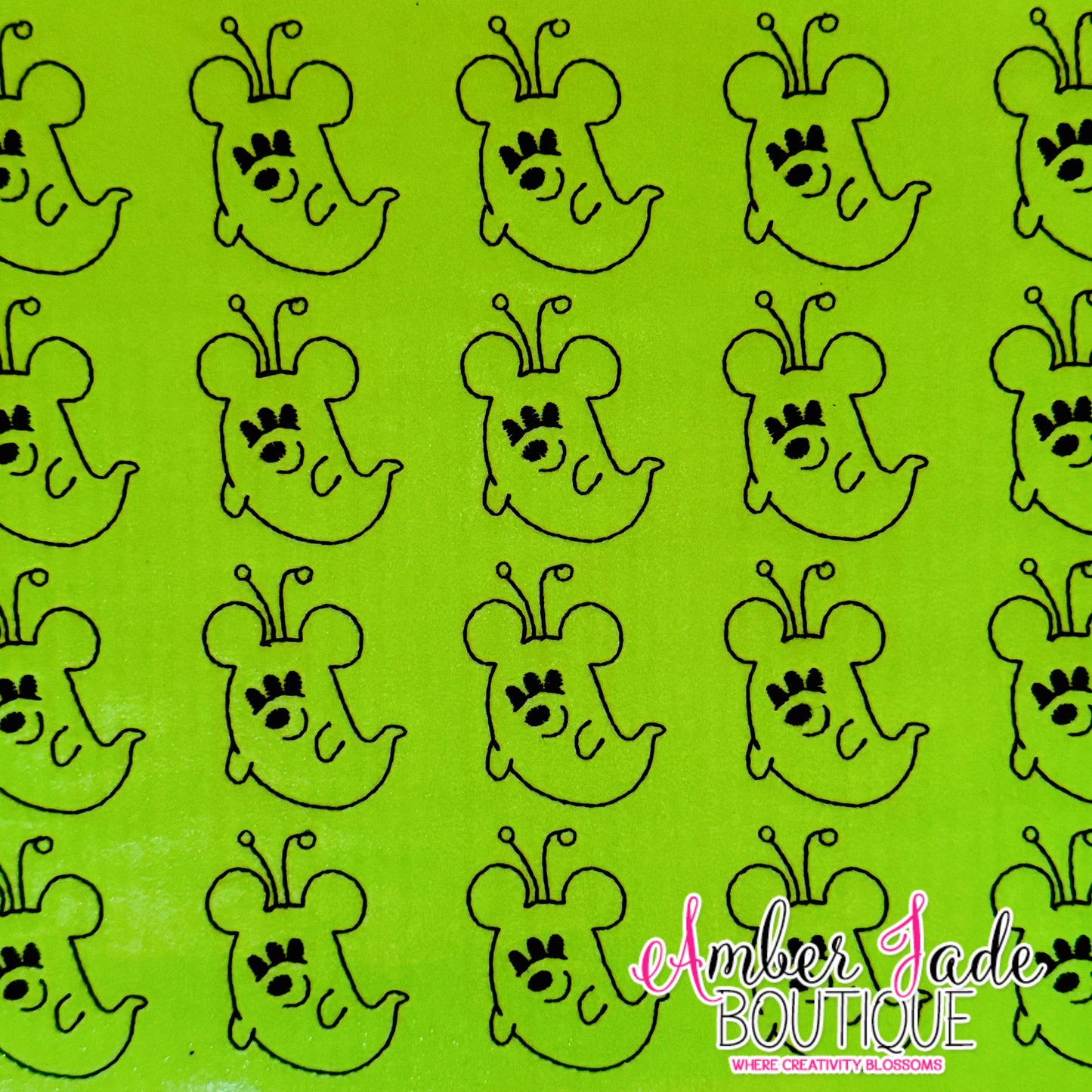Ghost Alien - Glow in the Dark